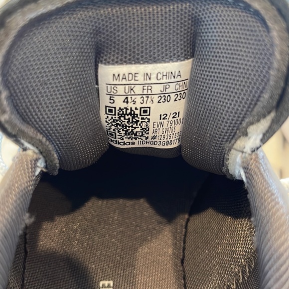 Adidas golf shoes - Picture 5 of 5